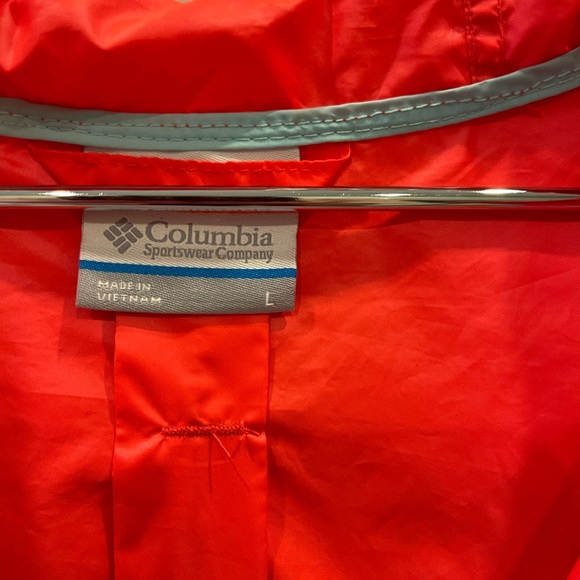 Columbia rain jacket Size Large - Picture 8 of 9